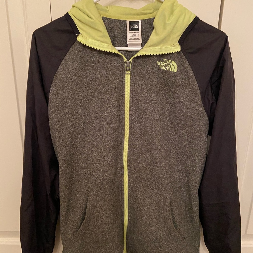 North face kids light jacket size XL